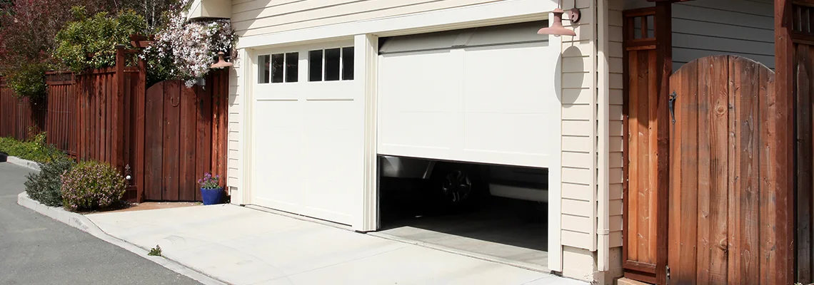 Garage Door Chain Won't Move in Altamonte Springs, Florida