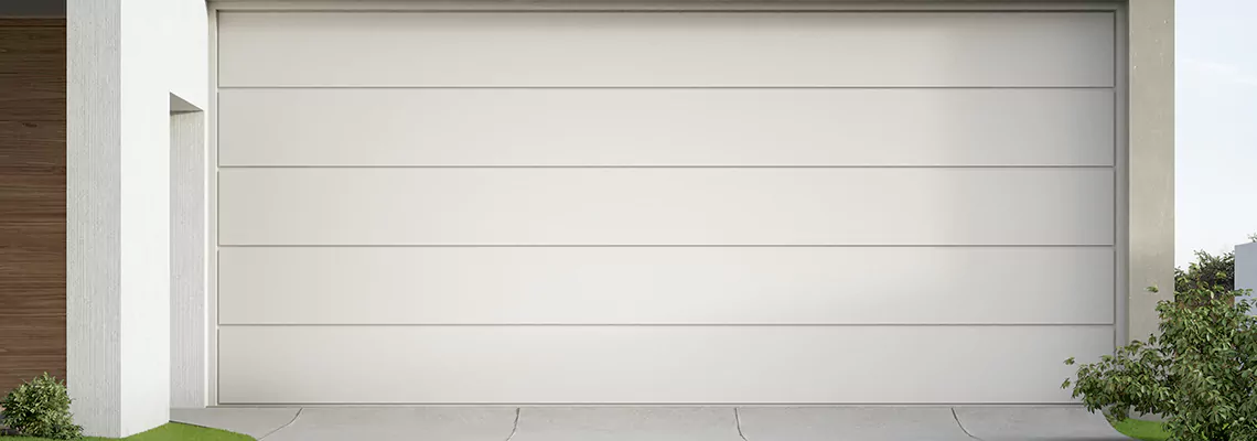 Sliding Garage Door Repair Help in Altamonte Springs, Florida